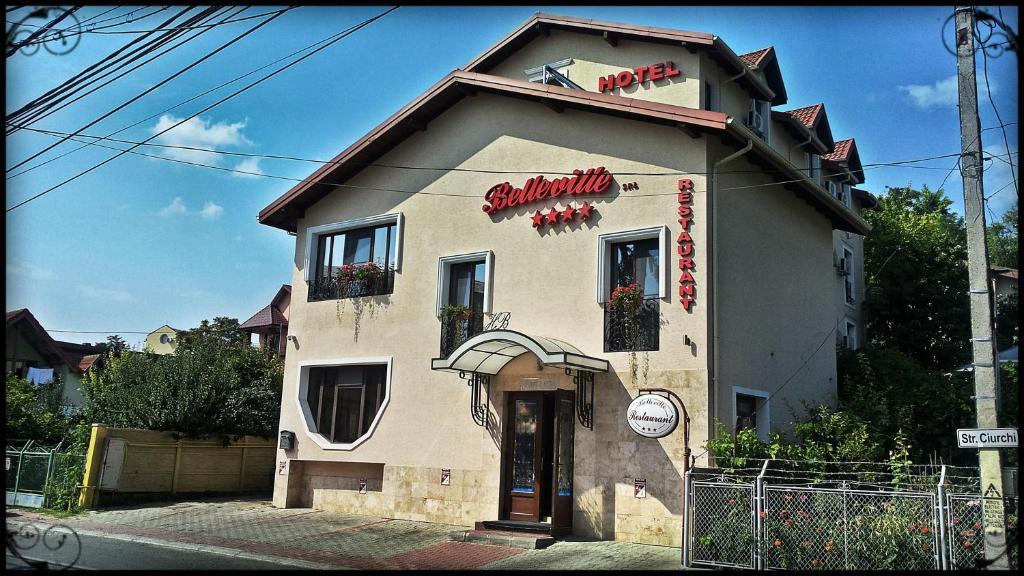 Hotel Belleville Яш Екстериор снимка