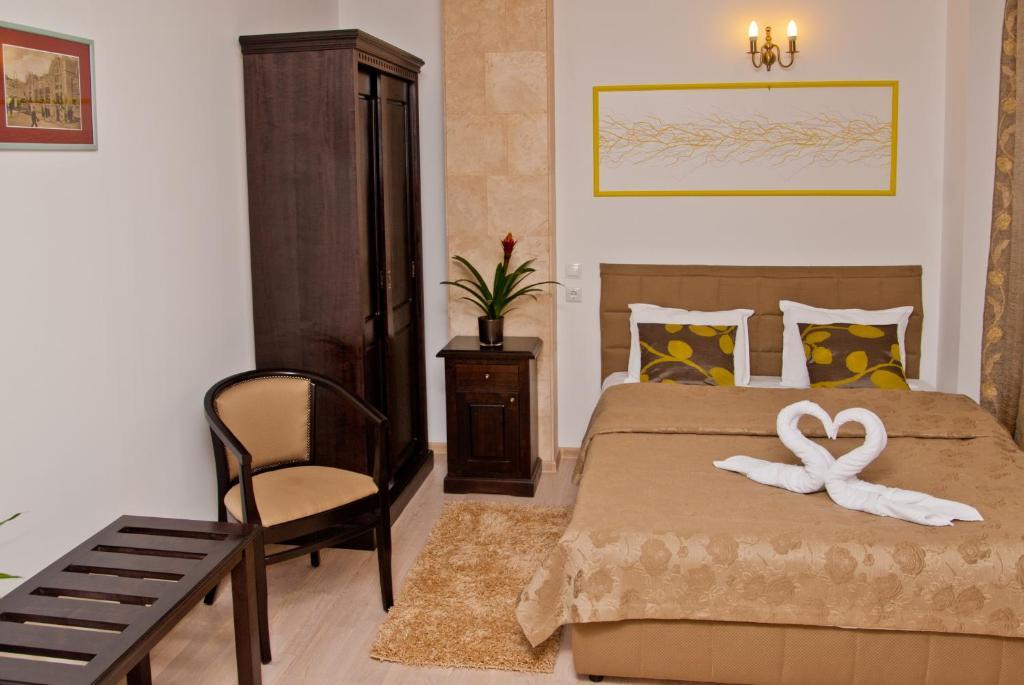 Hotel Belleville Яш Екстериор снимка